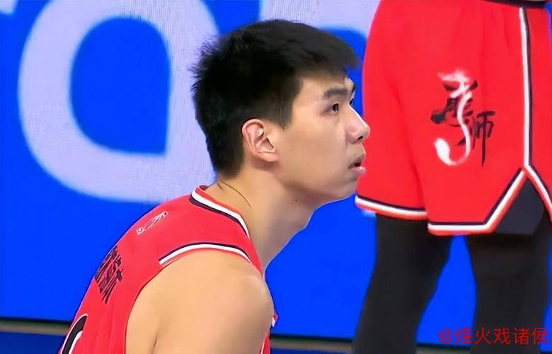 徐昕强势反击,郭艾伦全力一搏,广东德比二战谁将率先失守? 徐昕强势反击,郭艾伦全力一搏,广东德比二战谁将率先失守?